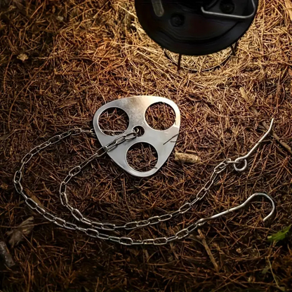 SurvivorTripod – Draagbare Driepoot Kookstandaard voor Outdoor & Survival